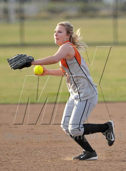 Thumbnail 1 in Vacaville vs. Douglas (Victory Pre-Season T.O.C.) photogallery.