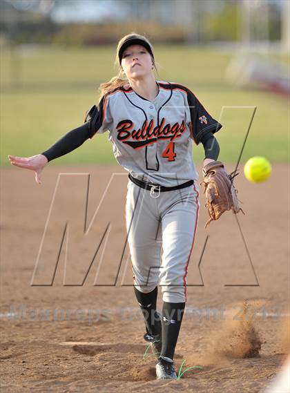 Thumbnail 3 in Vacaville vs. Douglas (Victory Pre-Season T.O.C.) photogallery.