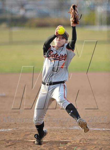 Thumbnail 2 in Vacaville vs. Douglas (Victory Pre-Season T.O.C.) photogallery.