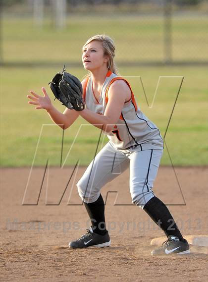 Thumbnail 2 in Vacaville vs. Douglas (Victory Pre-Season T.O.C.) photogallery.