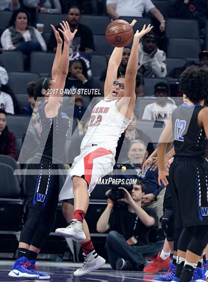 Thumbnail 2 in Windward vs. McClatchy (CIF State D1 Final) photogallery.