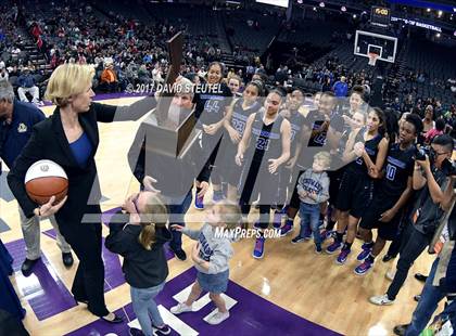 Thumbnail 1 in Windward vs. McClatchy (CIF State D1 Final) photogallery.