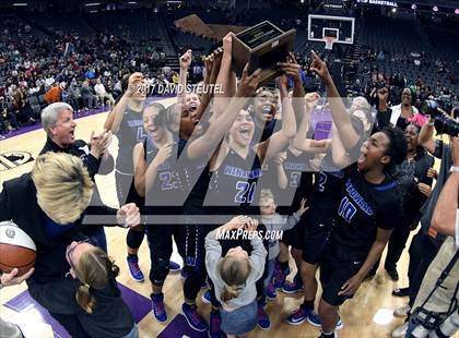 Thumbnail 1 in Windward vs. McClatchy (CIF State D1 Final) photogallery.