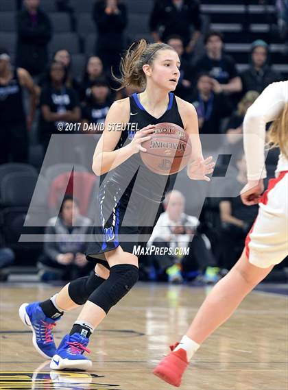 Thumbnail 2 in Windward vs. McClatchy (CIF State D1 Final) photogallery.