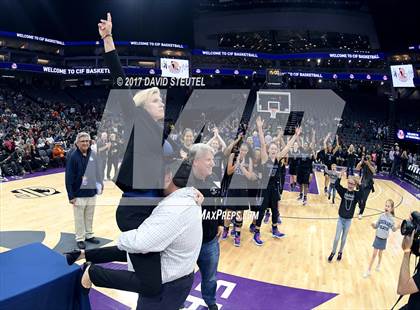 Thumbnail 1 in Windward vs. McClatchy (CIF State D1 Final) photogallery.
