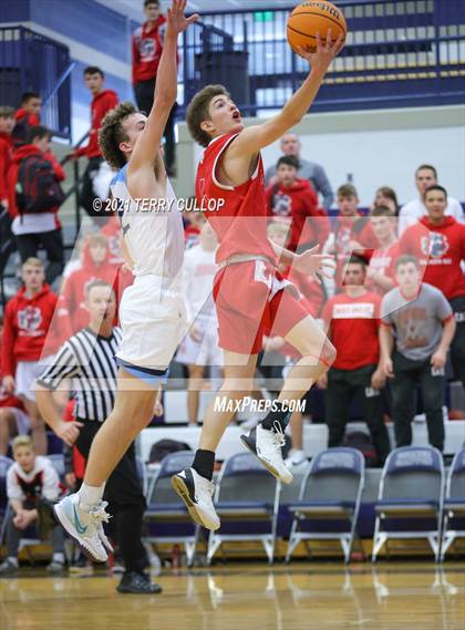 Thumbnail 2 in Madison vs. Westlake (Charger Tournament of Champions) photogallery.