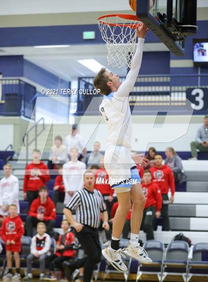 Thumbnail 2 in Madison vs. Westlake (Charger Tournament of Champions) photogallery.