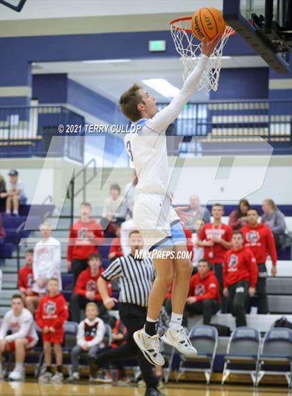 Thumbnail 1 in Madison vs. Westlake (Charger Tournament of Champions) photogallery.