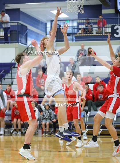Thumbnail 3 in Madison vs. Westlake (Charger Tournament of Champions) photogallery.