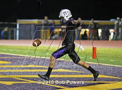 Thumbnail 3 in Woodson @ Lake Braddock photogallery.
