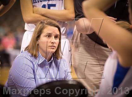 Thumbnail 1 in Holmes vs Highlands (KHSAA Ninth Region) photogallery.