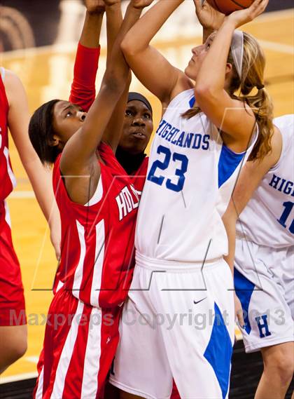 Thumbnail 2 in Holmes vs Highlands (KHSAA Ninth Region) photogallery.