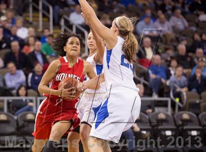 Thumbnail 1 in Holmes vs Highlands (KHSAA Ninth Region) photogallery.