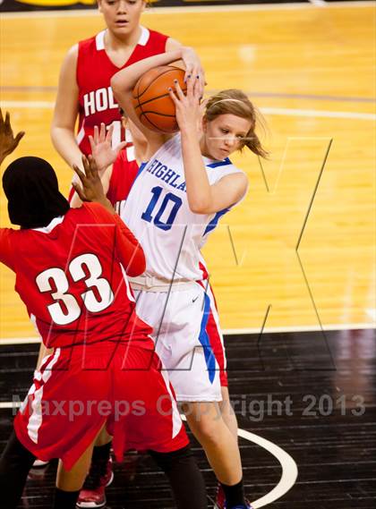 Thumbnail 1 in Holmes vs Highlands (KHSAA Ninth Region) photogallery.