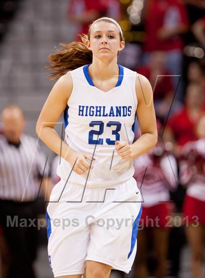 Thumbnail 2 in Holmes vs Highlands (KHSAA Ninth Region) photogallery.