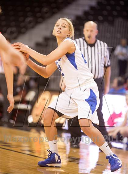Thumbnail 1 in Holmes vs Highlands (KHSAA Ninth Region) photogallery.