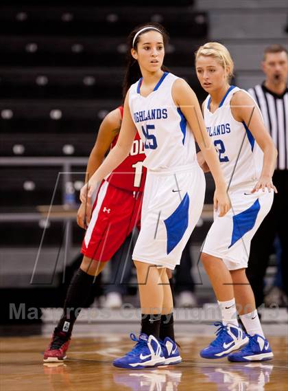 Thumbnail 1 in Holmes vs Highlands (KHSAA Ninth Region) photogallery.