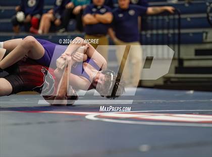 Thumbnail 3 in DeSoto Central vs Center Hill photogallery.