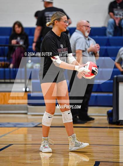Thumbnail 1 in Fayetteville vs Richards (UIL  Volleyball 1A Region IV Quarterfinal) photogallery.