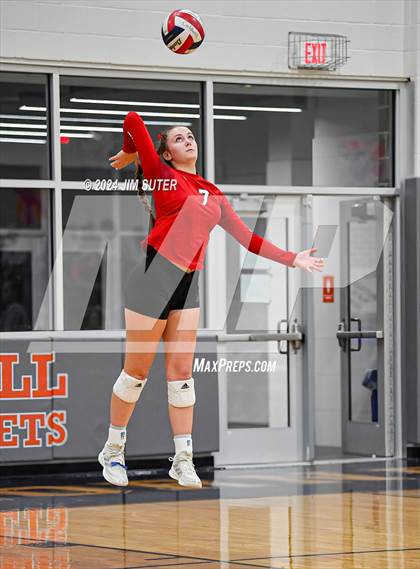 Thumbnail 1 in Fayetteville vs Richards (UIL  Volleyball 1A Region IV Quarterfinal) photogallery.