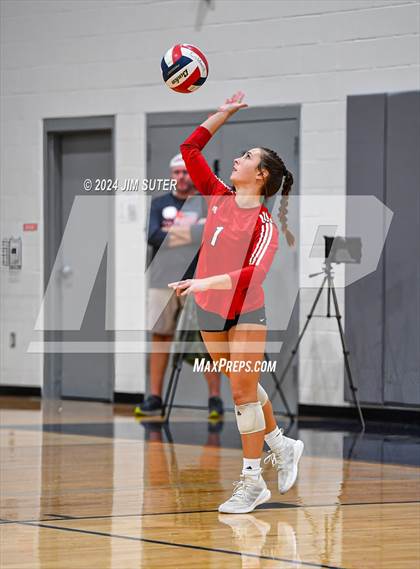 Thumbnail 3 in Fayetteville vs Richards (UIL  Volleyball 1A Region IV Quarterfinal) photogallery.