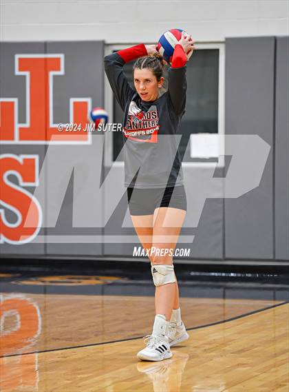 Thumbnail 2 in Fayetteville vs Richards (UIL  Volleyball 1A Region IV Quarterfinal) photogallery.