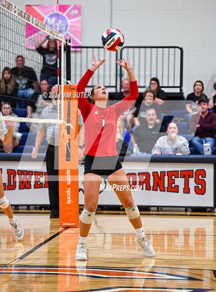Thumbnail 1 in Fayetteville vs Richards (UIL  Volleyball 1A Region IV Quarterfinal) photogallery.