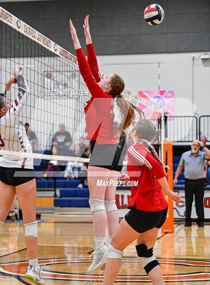 Thumbnail 2 in Fayetteville vs Richards (UIL  Volleyball 1A Region IV Quarterfinal) photogallery.