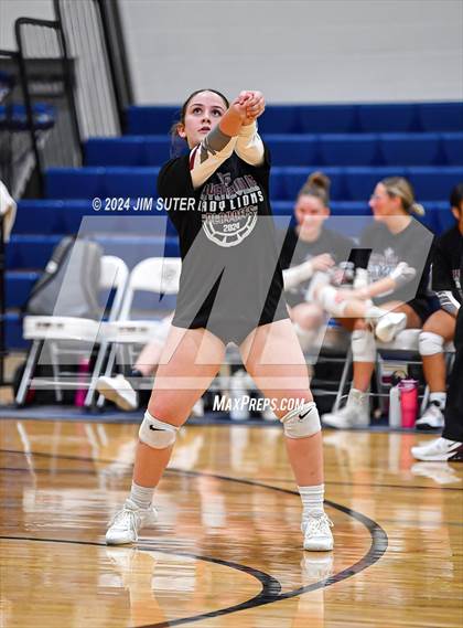 Thumbnail 1 in Fayetteville vs Richards (UIL  Volleyball 1A Region IV Quarterfinal) photogallery.