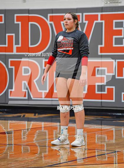 Thumbnail 3 in Fayetteville vs Richards (UIL  Volleyball 1A Region IV Quarterfinal) photogallery.