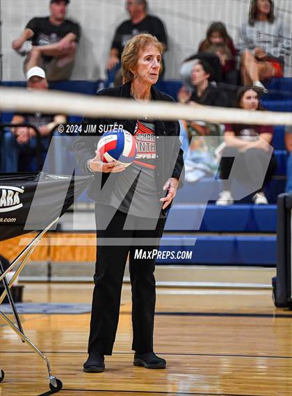 Thumbnail 2 in Fayetteville vs Richards (UIL  Volleyball 1A Region IV Quarterfinal) photogallery.