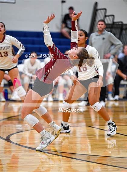 Thumbnail 3 in Fayetteville vs Richards (UIL  Volleyball 1A Region IV Quarterfinal) photogallery.