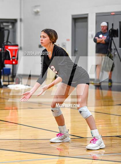 Thumbnail 1 in Fayetteville vs Richards (UIL  Volleyball 1A Region IV Quarterfinal) photogallery.