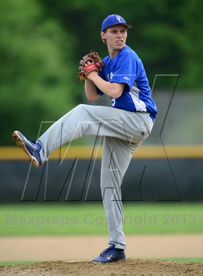 Thumbnail 3 in Old Lyme @ Cromwell (Shoreline Conference Semifinal) photogallery.
