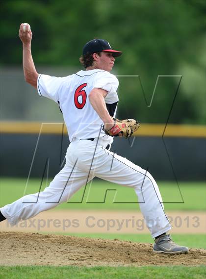 Thumbnail 1 in Old Lyme @ Cromwell (Shoreline Conference Semifinal) photogallery.