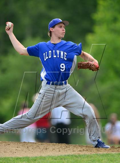 Thumbnail 3 in Old Lyme @ Cromwell (Shoreline Conference Semifinal) photogallery.