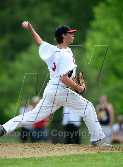 Thumbnail 1 in Old Lyme @ Cromwell (Shoreline Conference Semifinal) photogallery.