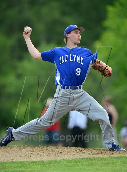 Thumbnail 2 in Old Lyme @ Cromwell (Shoreline Conference Semifinal) photogallery.