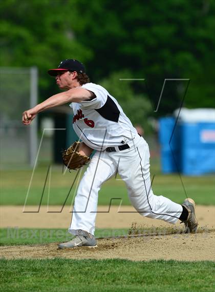 Thumbnail 2 in Old Lyme @ Cromwell (Shoreline Conference Semifinal) photogallery.