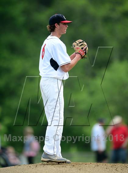 Thumbnail 3 in Old Lyme @ Cromwell (Shoreline Conference Semifinal) photogallery.