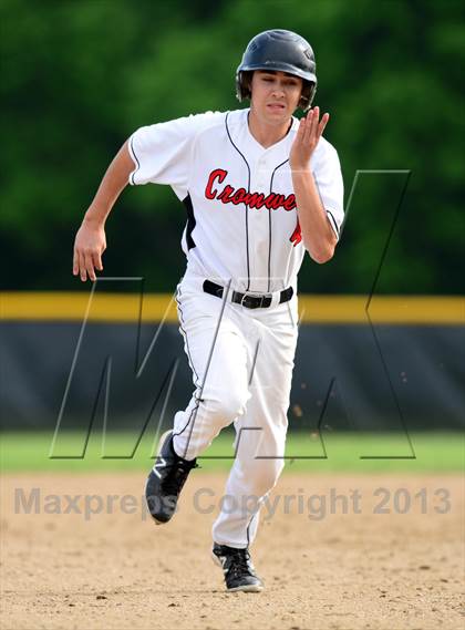 Thumbnail 2 in Old Lyme @ Cromwell (Shoreline Conference Semifinal) photogallery.