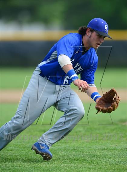 Thumbnail 1 in Old Lyme @ Cromwell (Shoreline Conference Semifinal) photogallery.