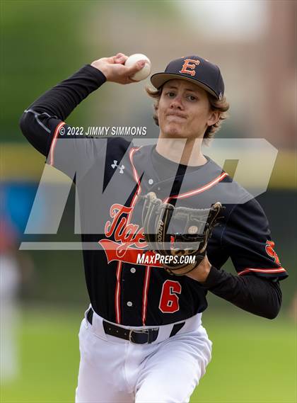 Thumbnail 1 in Edwardsville @ Belleville East photogallery.