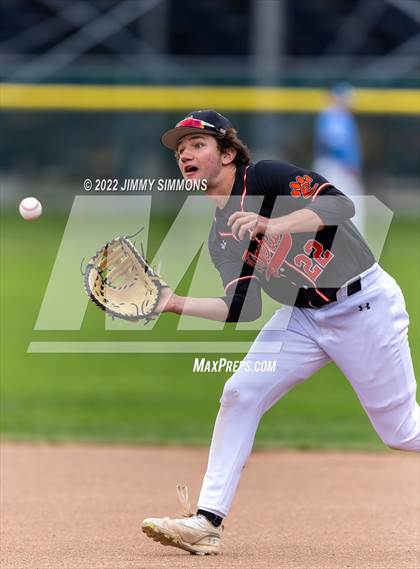 Thumbnail 1 in Edwardsville @ Belleville East photogallery.