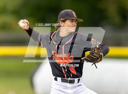 Thumbnail 3 in Edwardsville @ Belleville East photogallery.