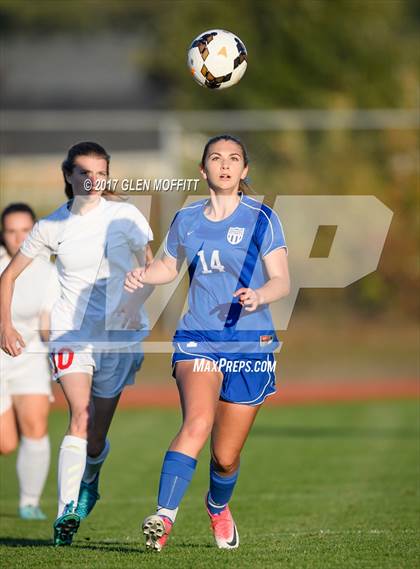 Thumbnail 1 in Shorewood vs. Stanwood photogallery.