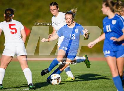 Thumbnail 2 in Shorewood vs. Stanwood photogallery.