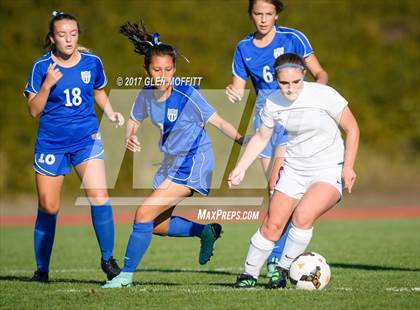 Thumbnail 2 in Shorewood vs. Stanwood photogallery.