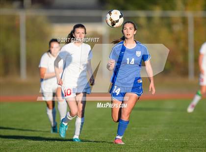 Thumbnail 3 in Shorewood vs. Stanwood photogallery.