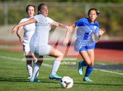 Thumbnail 3 in Shorewood vs. Stanwood photogallery.